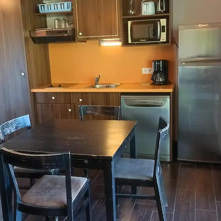 Apartment Cosy Avec Terrasse, Parking, Piscine Et Sauna A Jausiers, Pour 4 Pers, Proche Barcelonnette - Fr-1-165b-48 Jausiers